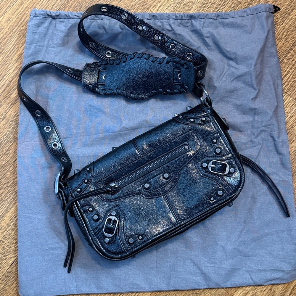 Black Cracked Leather Crossbody Bag With Stud hardware - Picture 3 of 9